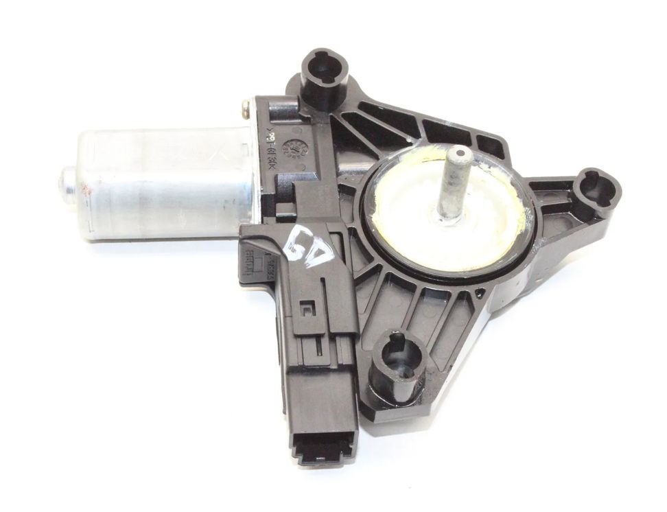 VOLVO V40 2 generation (2012-2020) Bagerste højre dør vindueskontrolmotor A2469063100 25716990