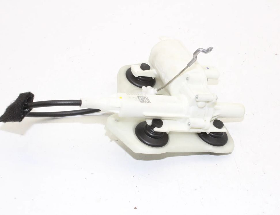 MERCEDES-BENZ C-Class W205/S205/C205 (2014-2023) Bagklap bagklappe Soft Close-motor A0999068600 31621391