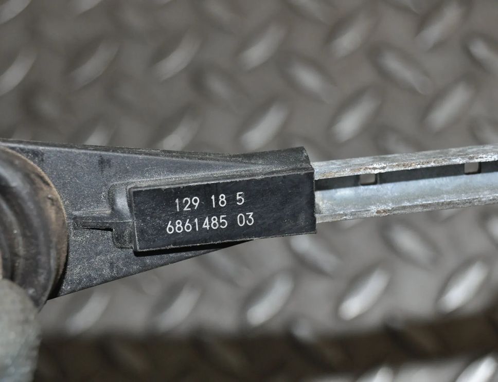 BMW 7 Series G11/G12 (2015-2023) Forreste højre stabilisatorled 6861485 10639694