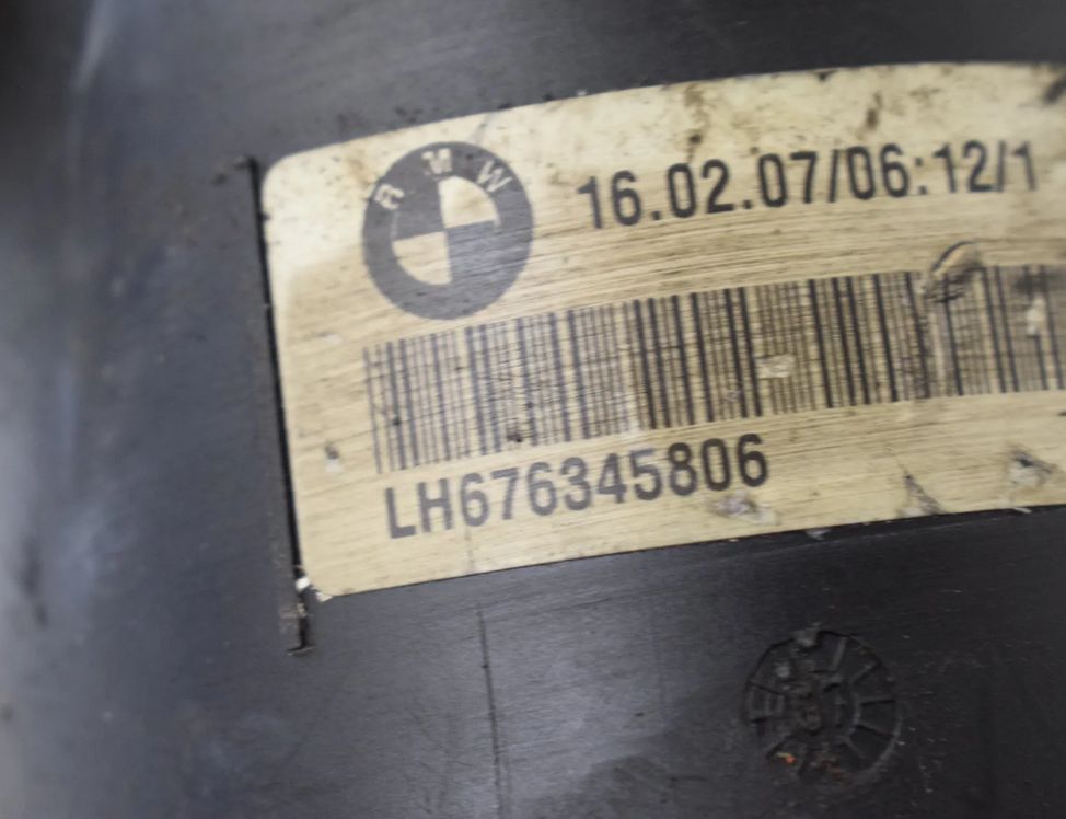 BMW 5 Series E60/E61 (2003-2010) Servostyringspumpetank 6763458,32416763458 11169222