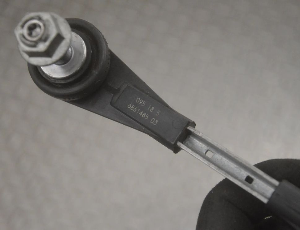 BMW 8 Series G14/G15/G16 (2018-2024) Forreste venstre stabilisatorled 6861485 23995326