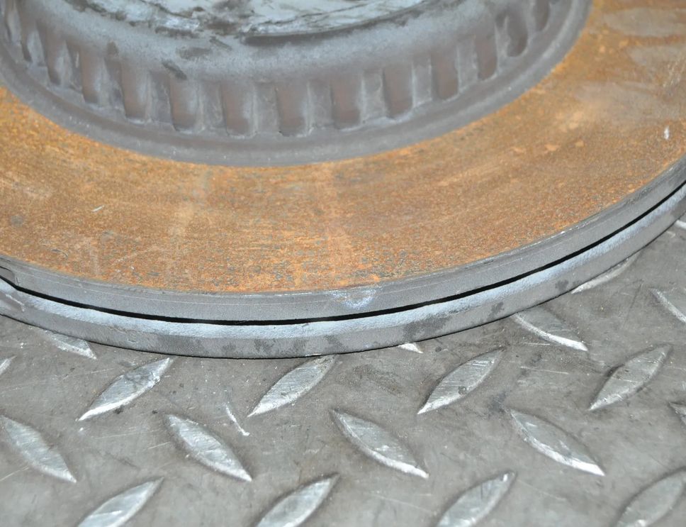 MERCEDES-BENZ E-Class W213/S213/C238/A238 (2016-2024) Højre bagerste bremseskive 3213286