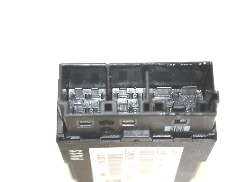 BMW 3 Series E90/E91/E92/E93 (2004-2013) Andre kontrolenheder 9216128 3848382