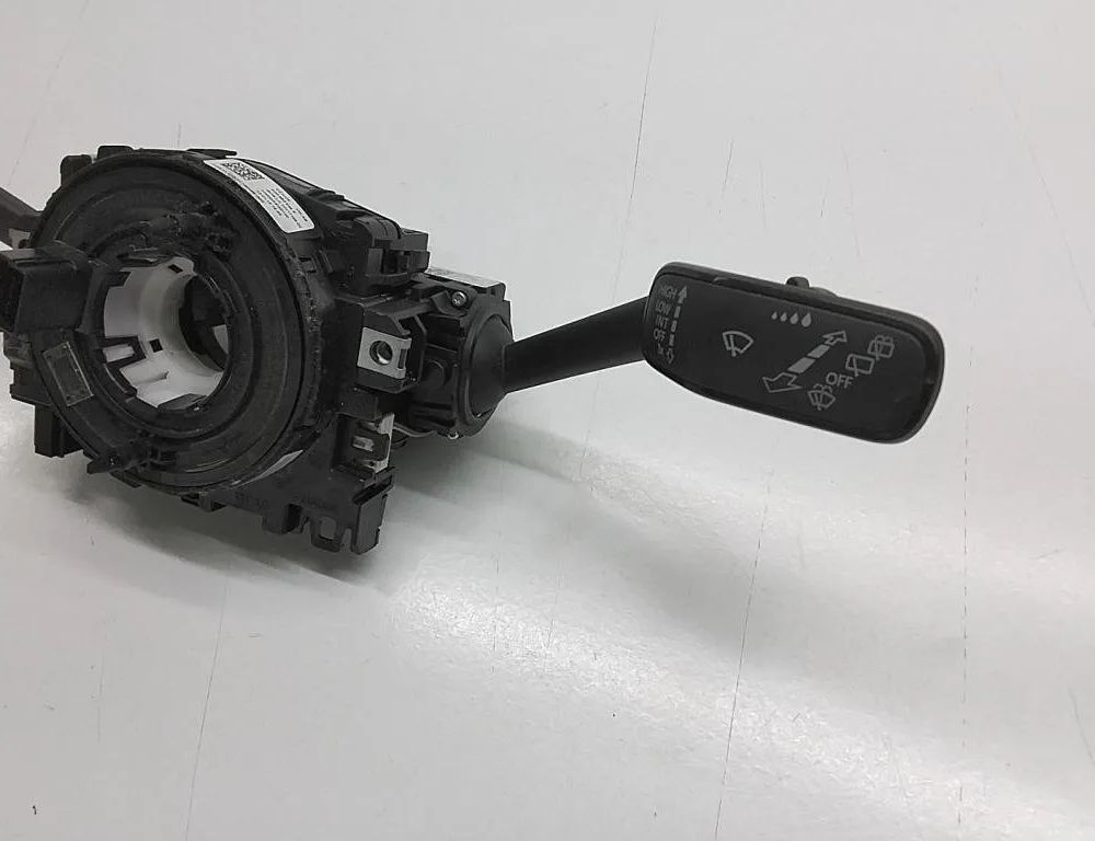 VOLKSWAGEN Tiguan 2 generation (2016-2024) Indikatorviskerarmkontakt 5Q0953507GK 31875333