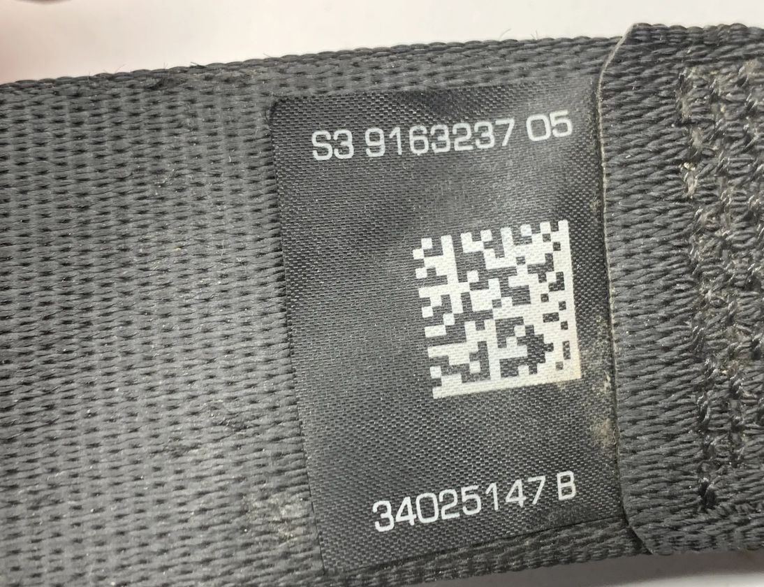 BMW 5 Series F10/F11 (2009-2017) Bagerste venstre sikkerhedssele 33061254 13828656