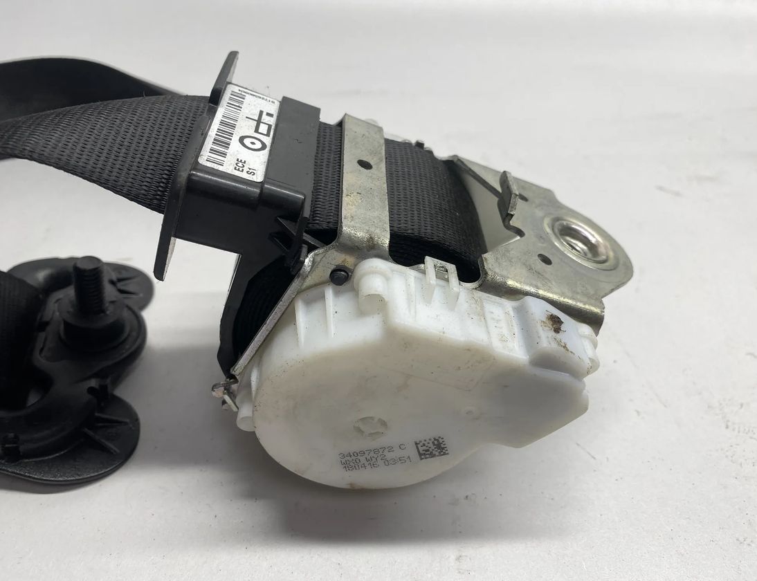 BMW 2 Series F22/F23 (2013-2020) Venstre forreste sikkerhedssele 34097872 15294824