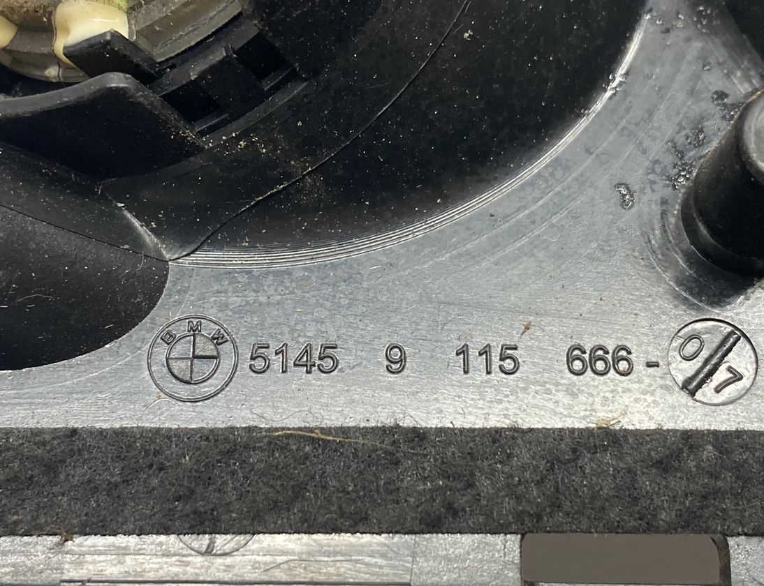 BMW 7 Series F01/F02 (2008-2015) Dashboard lydhøjttaler 9115666,9133410,9212077,51459115666,65139133410 22280358