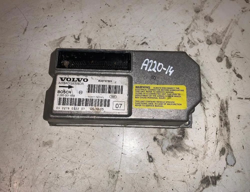 VOLVO XC90 1 generation (2002-2014) Crash Impact Sensor 30737501 23198037