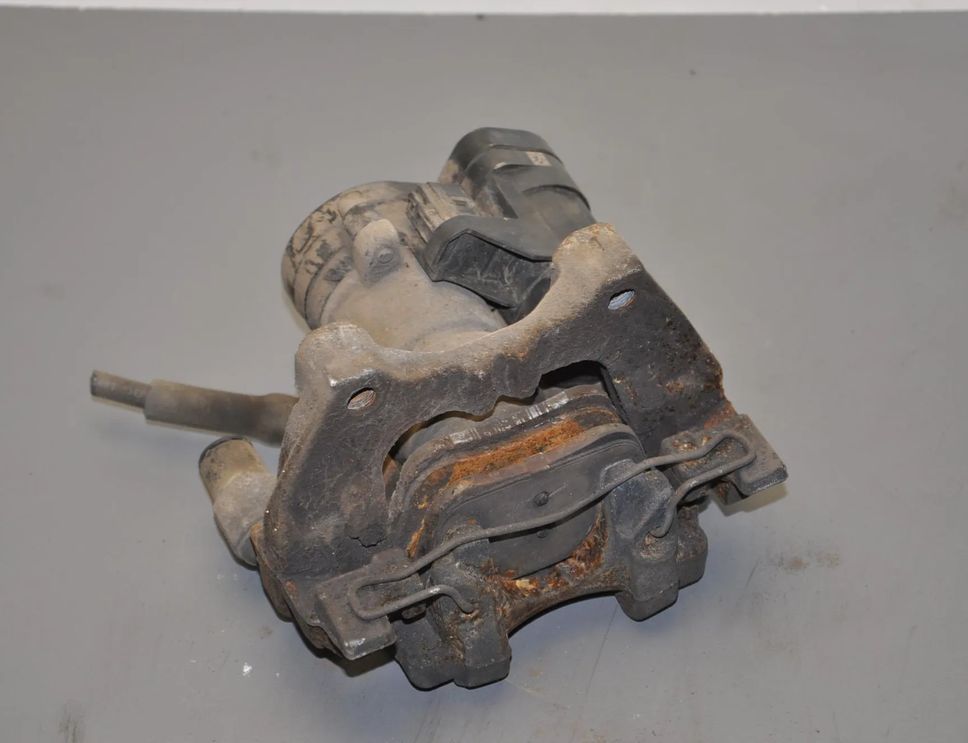 VOLKSWAGEN T-Roc 1 generation (2017-2024) Bremsekaliber venstre bag 5Q0615406GP 28215643