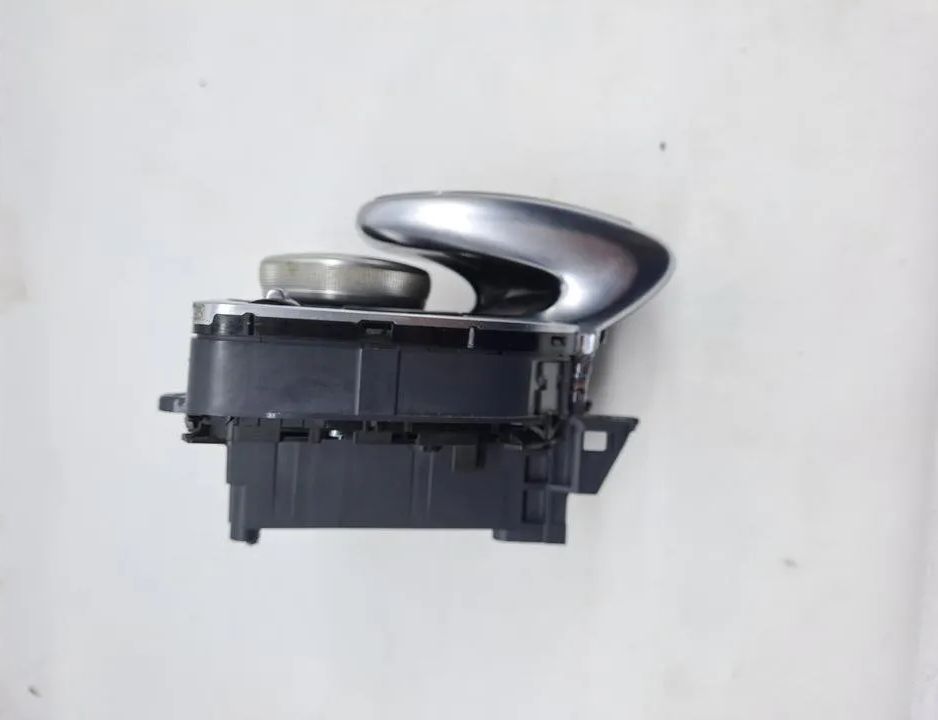 MERCEDES-BENZ C-Class W205/S205/C205 (2014-2023) Navigationskontrolenhed A2059004113,A2059008917,A2059008018,A2059005915,A2059057203 30134871