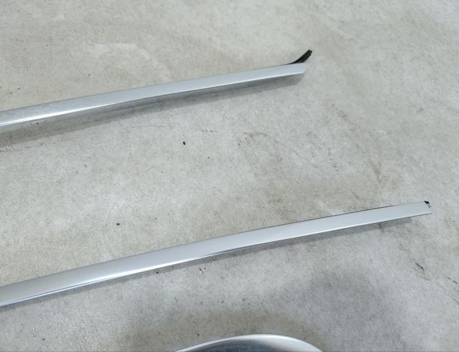 MASERATI GranTurismo 1 generation (2007-2020) Tilbehør Trim 080091800,080091900,M145FFVR0002,M145FFVL0002 33107082