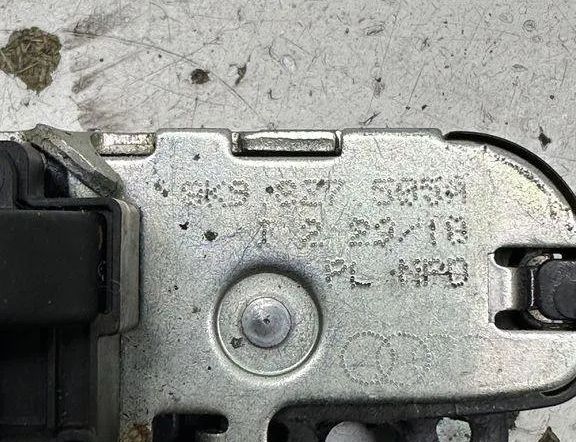 AUDI A4 B7/8E (2004-2008) Bagklaps bagklaplås 8K9827505A 30585095