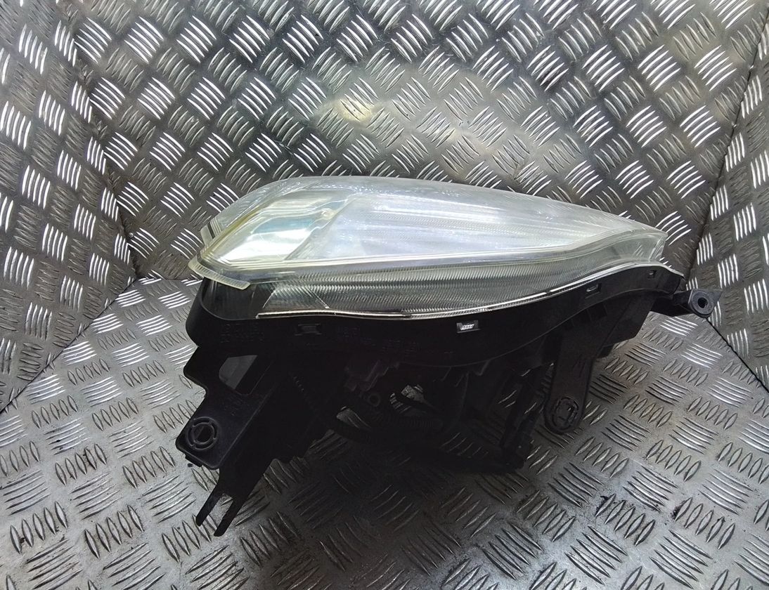 NISSAN X-Trail T31 (2007-2014) Forlygte venstre forlygte 20689494