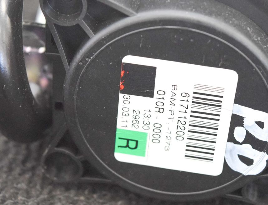 MERCEDES-BENZ E-Class W212/S212/C207/A207 (2009-2016) Forreste højre sikkerhedssele 610902000K,A2128607685,610035800D,617112200 10000916