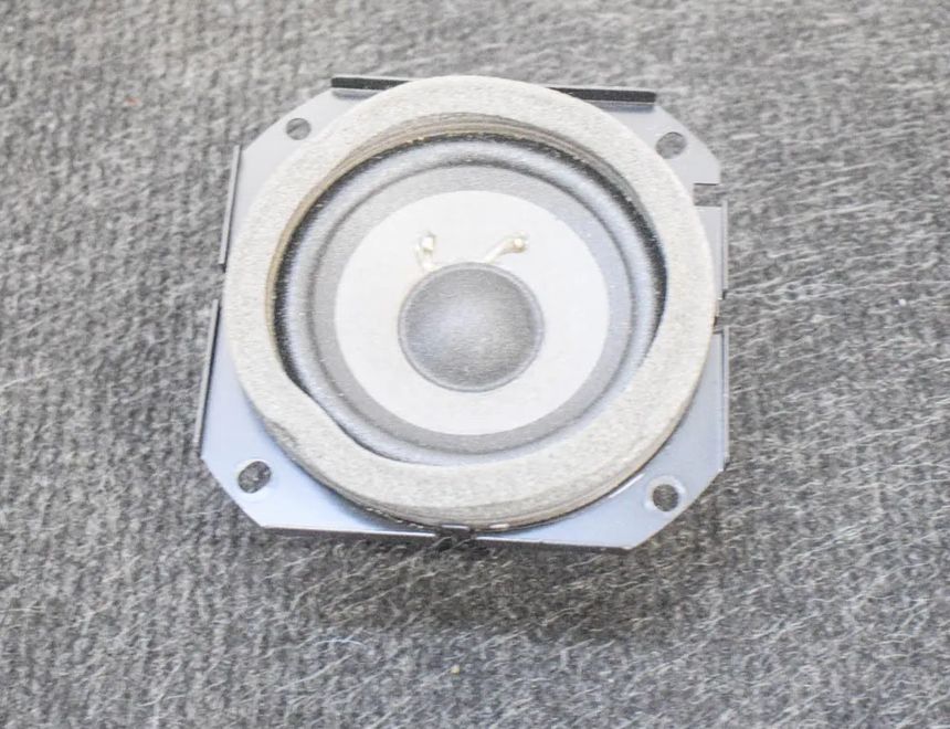 MASERATI GranTurismo 1 generation (2007-2020) Højre bagdørs lydhøjttaler 293925-001,227270 10856949