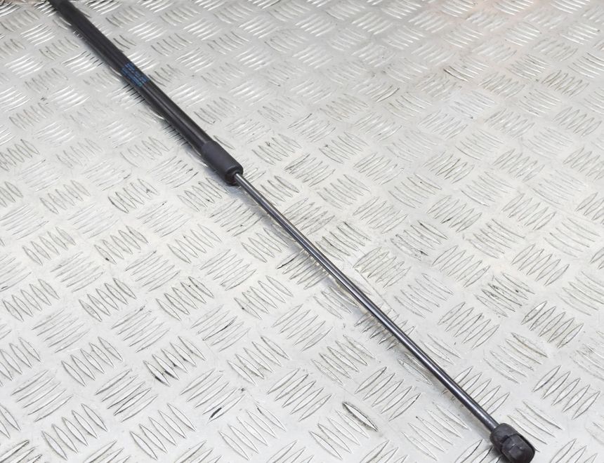 VOLKSWAGEN Passat B7 (2010-2015) Forreste venstre motorhjelm fjederben 3AA823359A 11576816