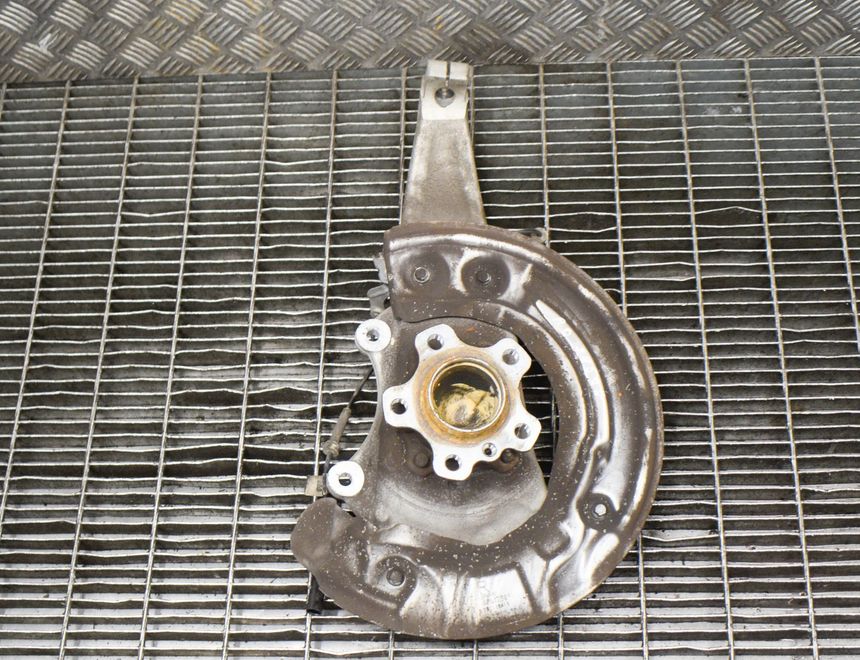 BMW 6 Series G32 (2017-2024) Forreste højre hjulnav 6861798 11602323