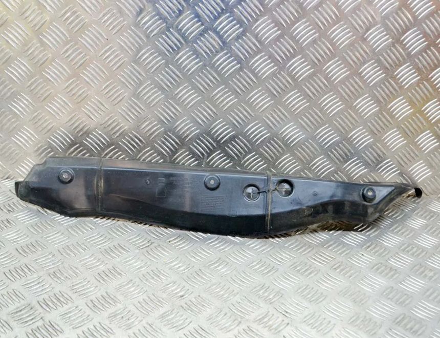 MERCEDES-BENZ C-Class W205/S205/C205 (2014-2023) Forreste venstre fløj plast A2058890125 13596294