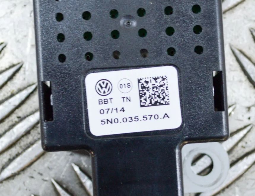 VOLKSWAGEN Tiguan 1 generation (2007-2017) Luftfilter 5N0035570A 13745806