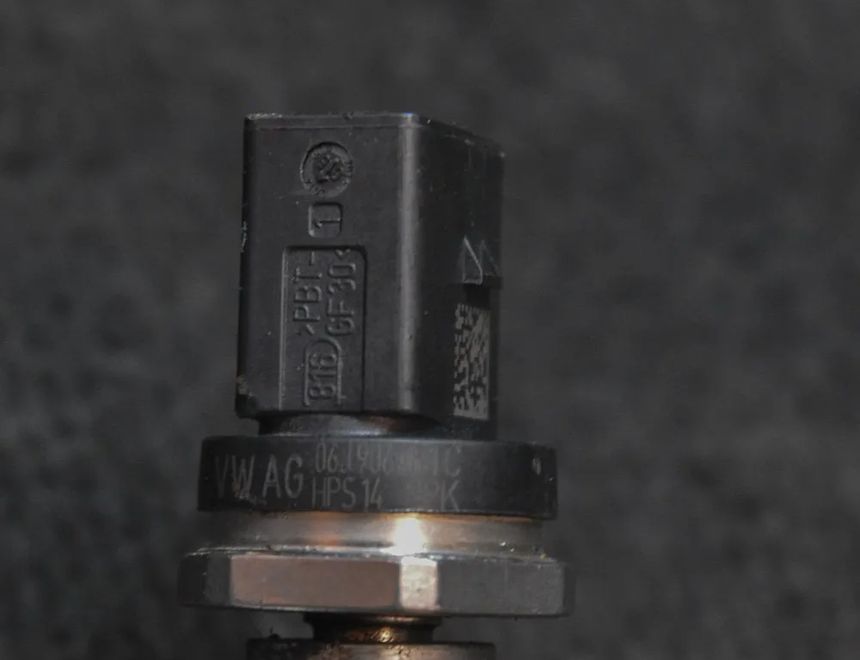 VOLKSWAGEN Passat B8 (2014-2023) Brændstofskinne 06J906051C03H133317P 2090595