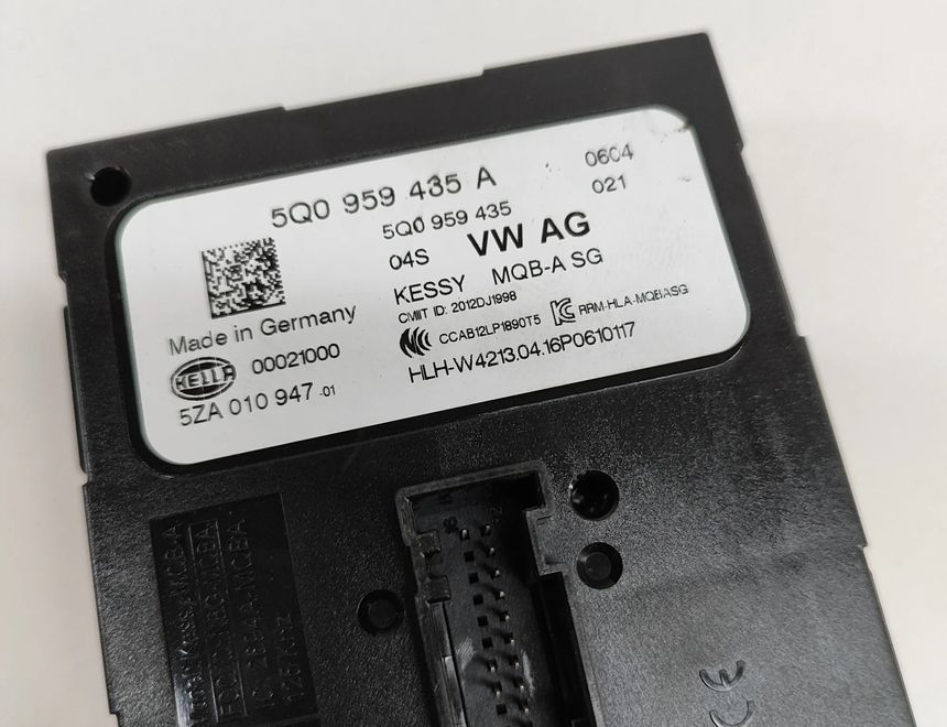 VOLKSWAGEN Golf 7 generation (2012-2024) Nøglefri kontrolenhed 5Q0959435A,5Q0959435,5ZA010947,5ZA010947-01 22445043