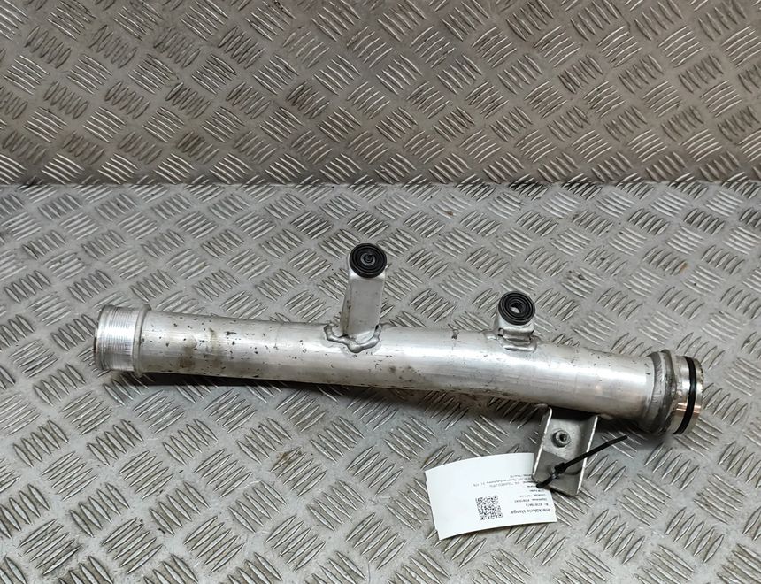 VOLKSWAGEN Touareg 2 generation (2010-2018) Intercooler Slangerør 7P0145762A 23019415