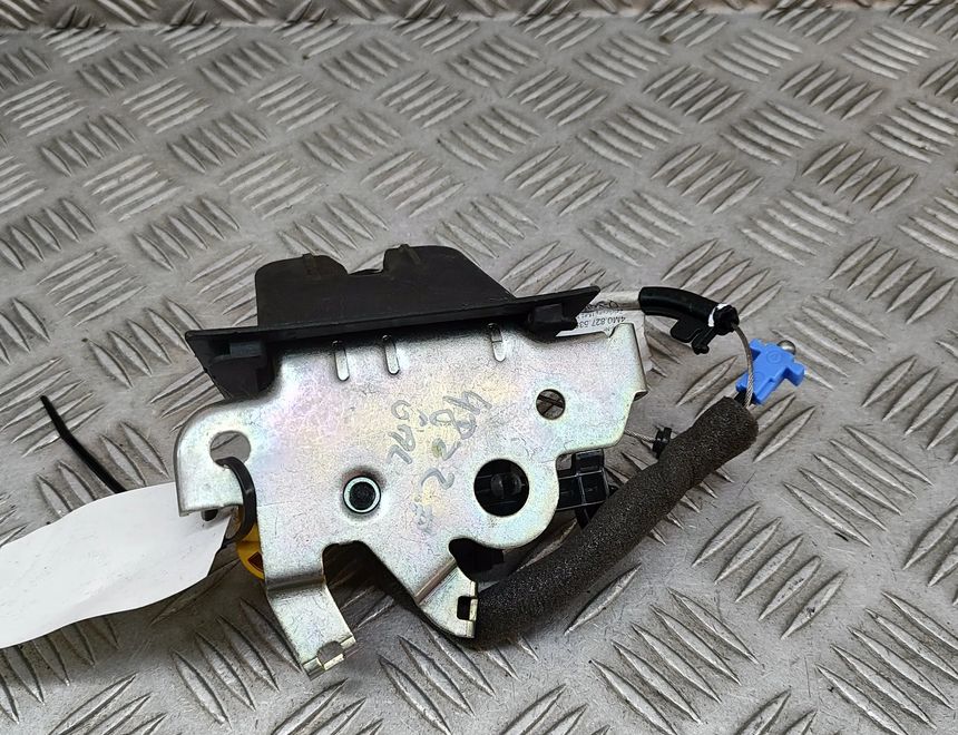 AUDI Q7 4M (2015-2024) Bagklaps bagklaplås 4M0827506B,4M0827535B 28482311