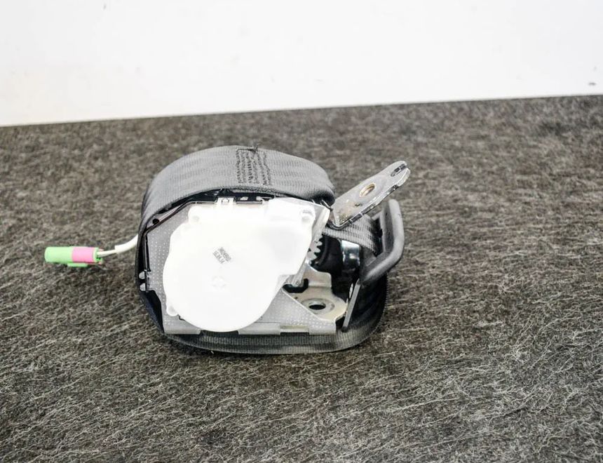 VOLVO XC60 1 generation (2008-2017) Højre bagerste sikkerhedssele 34024991D 3109187