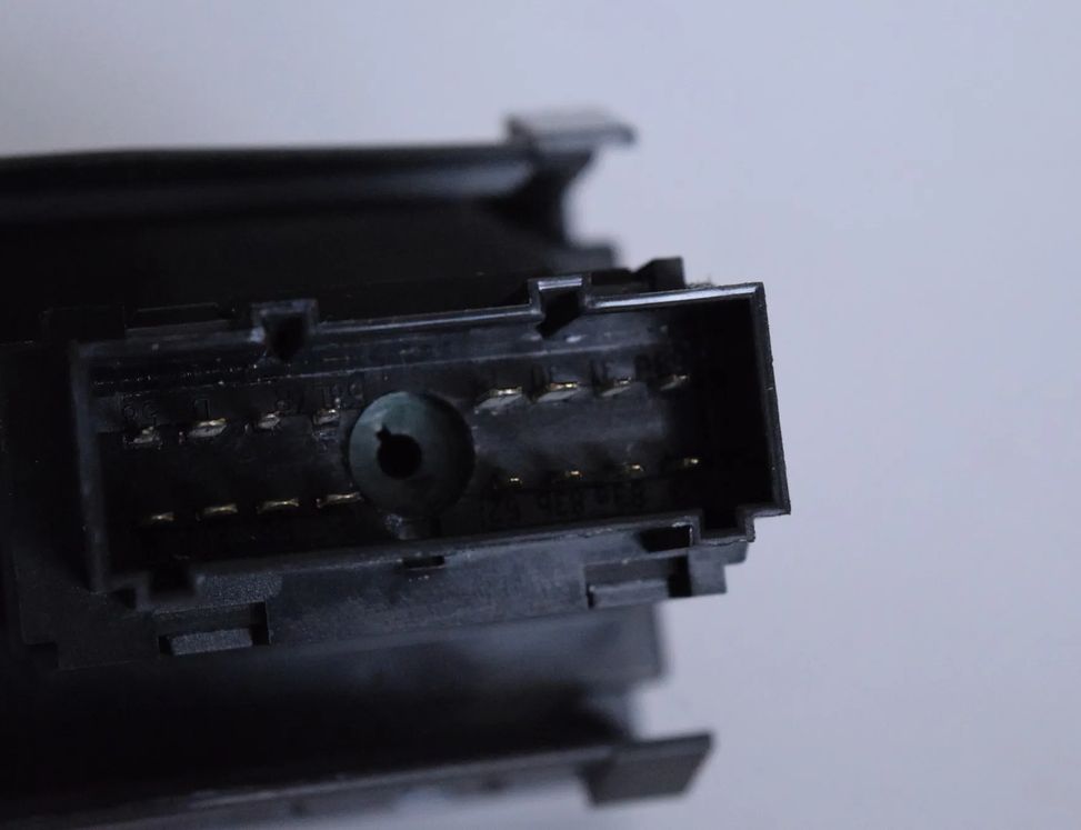 FORD Focus 2 generation (2004-2011) Forlygtekontakt kontrolenhed 7M5T-13A024-CA 32818306