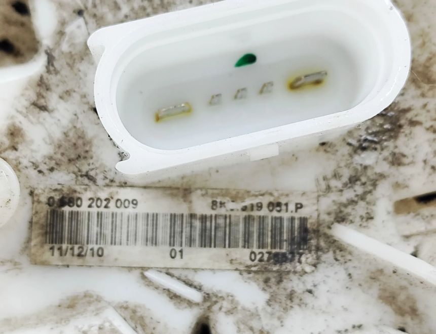 AUDI RS 5 8T (2010-2015) Brændstofpumpe i tank 8K0919051P,0580202009 33057003