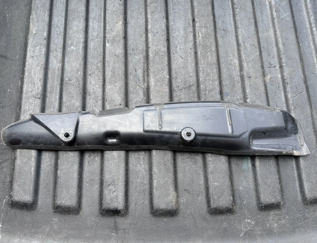 AUDI A4 B9/8W (2015-2024) Vinge færdiggørelse 8W0821112A,8W0821112,RIGHT 31041696