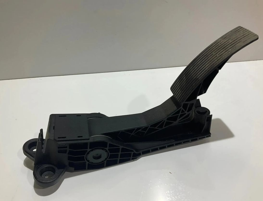 MERCEDES-BENZ M-Class W164 (2005-2011) Gaspedal A1643000004,1643000004 24946928