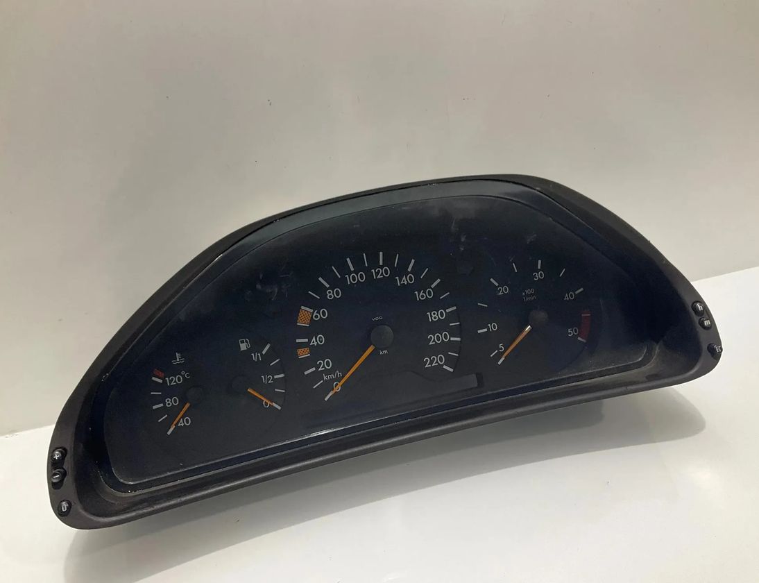 MERCEDES-BENZ E-Class W210 (1995-2002) Speedometer 2105401248,110008827019,A2105401248 26387243