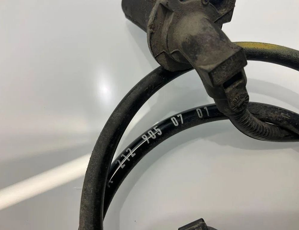 MERCEDES-BENZ E-Class W212/S212/C207/A207 (2009-2016) ABS-sensor forreste højre A2129050701 30770384