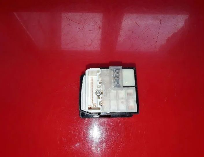 TOYOTA RAV4 3 generation (XA30) (2005-2012) Kontakt til spejljustering 183575 25544609