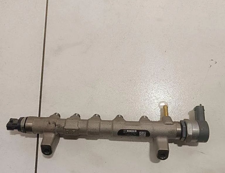 OPEL Insignia B (2017-2024) Brændstofskinne 55578285 30355888