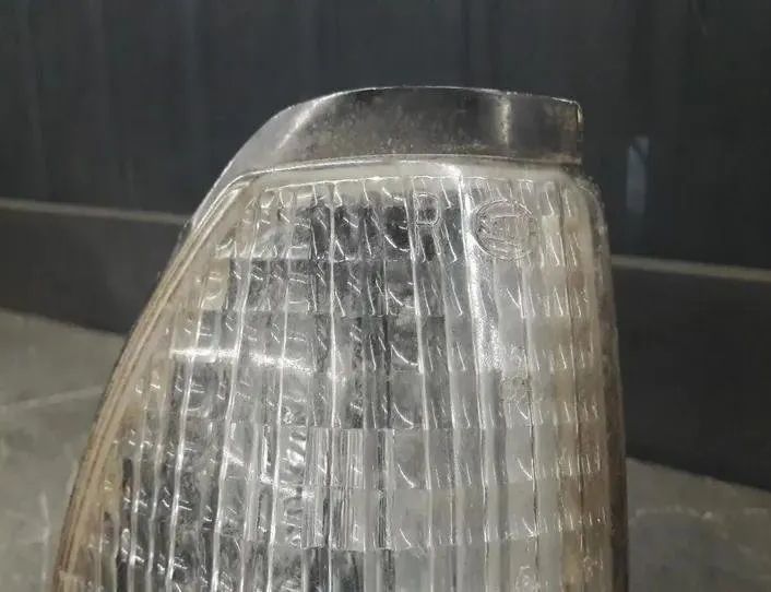 AUDI 200 C2 (1979-1982) Forreste højre blinklys kierunkowskaz 27198323