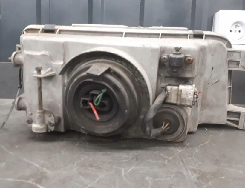 HYUNDAI Santamo 1 generation (1997-2002) Forlygte forreste højre 30123368