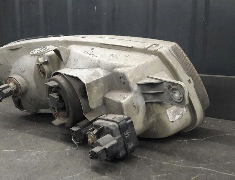 HYUNDAI Lantra J2 (1995-2000) Forlygte venstre forlygte 30169109