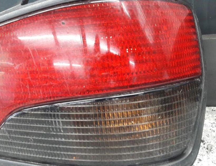 PEUGEOT 306 1 generation (1993-2002) Baglygte højre baglygte 30183325