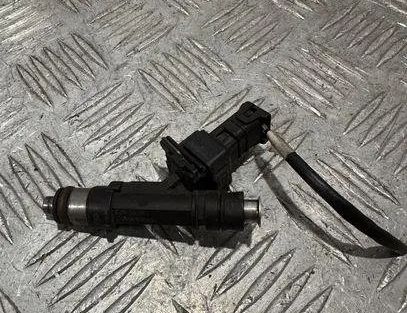 OPEL Astra J (2009-2020) Brændstofinjektor 0280158205 20212071