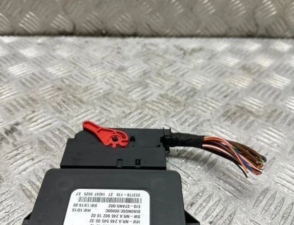 MERCEDES-BENZ SLK-Class R172 (2011-2020) Håndbremse kontrolenhed A2465450532 30500161