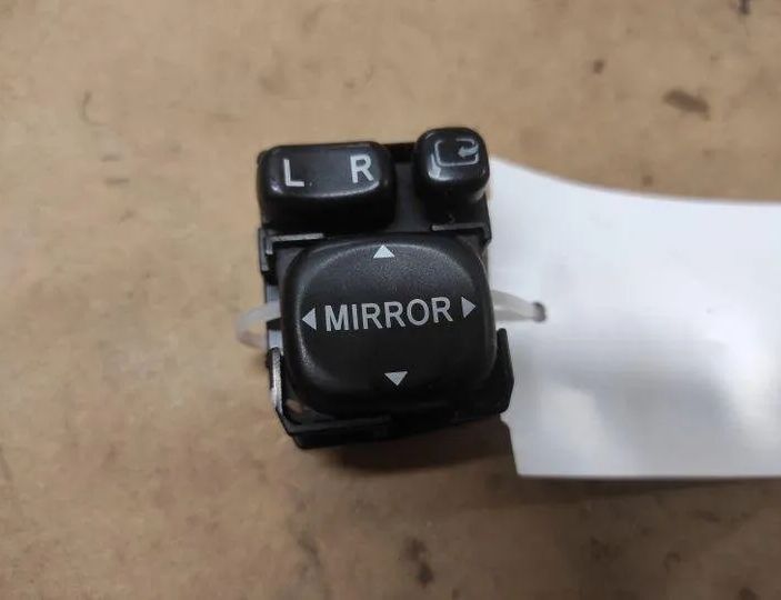 TOYOTA Avensis 2 generation (2002-2009) Kontakt til spejljustering 183575 27035831