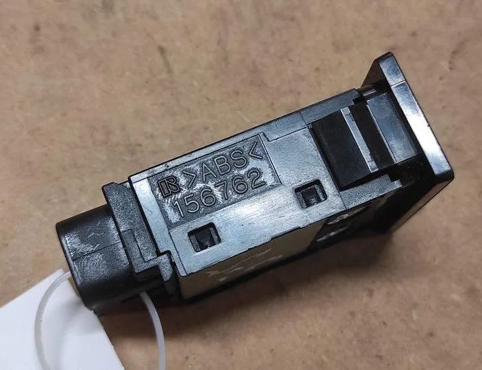 TOYOTA Avensis 2 generation (2002-2009) Bagrudevarmekontakt 156762 27035839