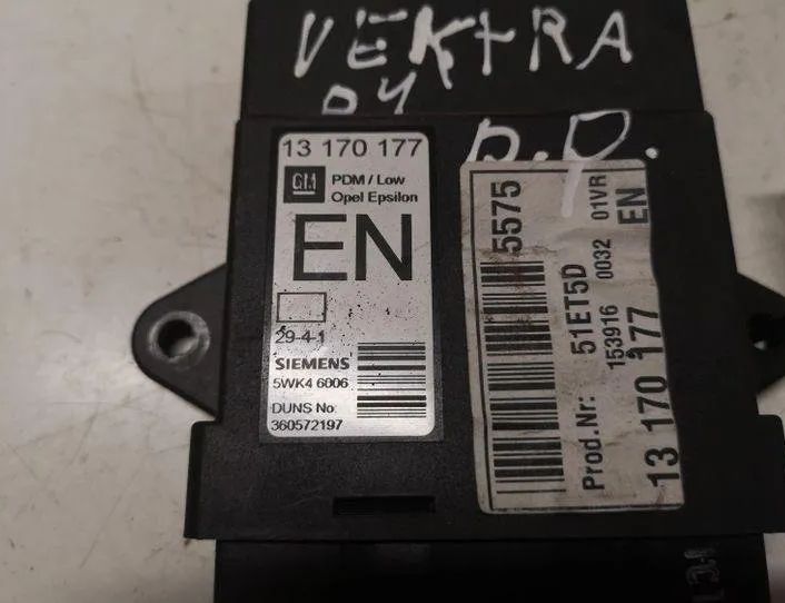 OPEL Vectra C (2002-2005) Højre bagdørs kontrolenhed 13170177,2941,5WK46006 27044514