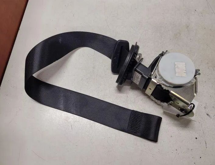 BMW 1 Series E81/E82/E87/E88 (2004-2013) Venstre forreste sikkerhedssele 33035173,34003267,33052212 27062446