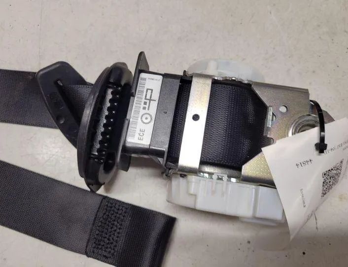 BMW 1 Series E81/E82/E87/E88 (2004-2013) Venstre forreste sikkerhedssele 33035173,34003267,33052212 27062446