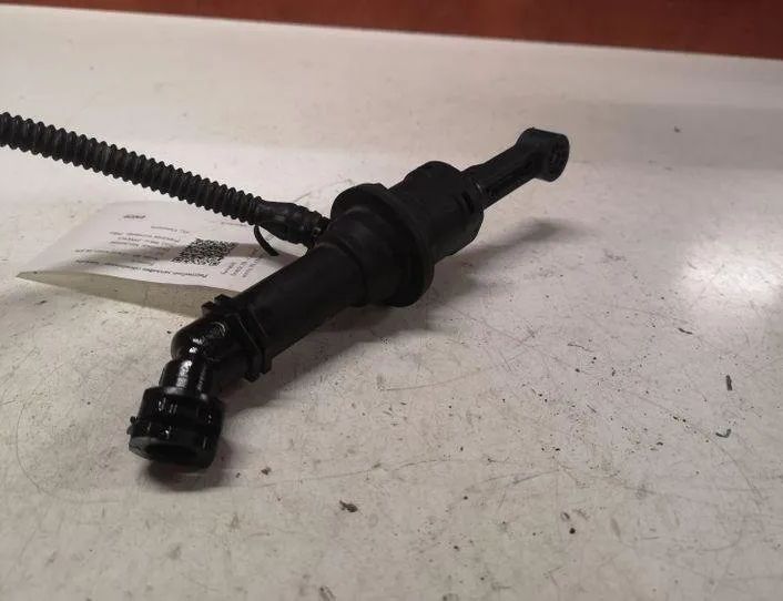 RENAULT Scenic 3 generation (2009-2015) Koblingscylinder 306100017R 27062852