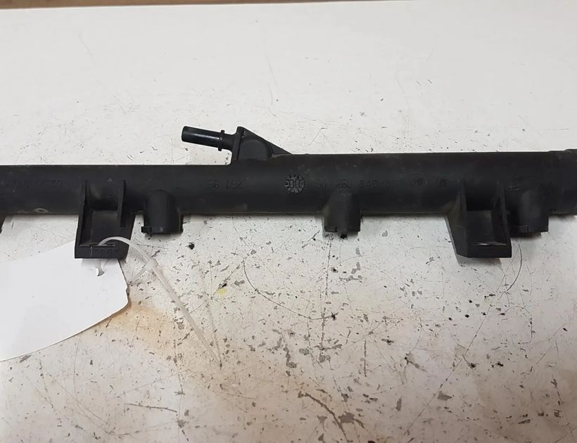 CITROËN C5 2 generation (2008-2017) Brændstofskinne 9628084680 28774617