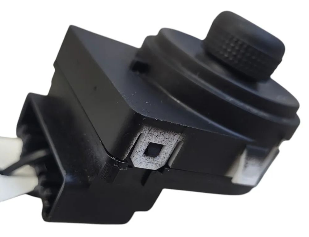 OPEL Zafira C (2012-2016) Kontakt til spejljustering 13271827 32820247